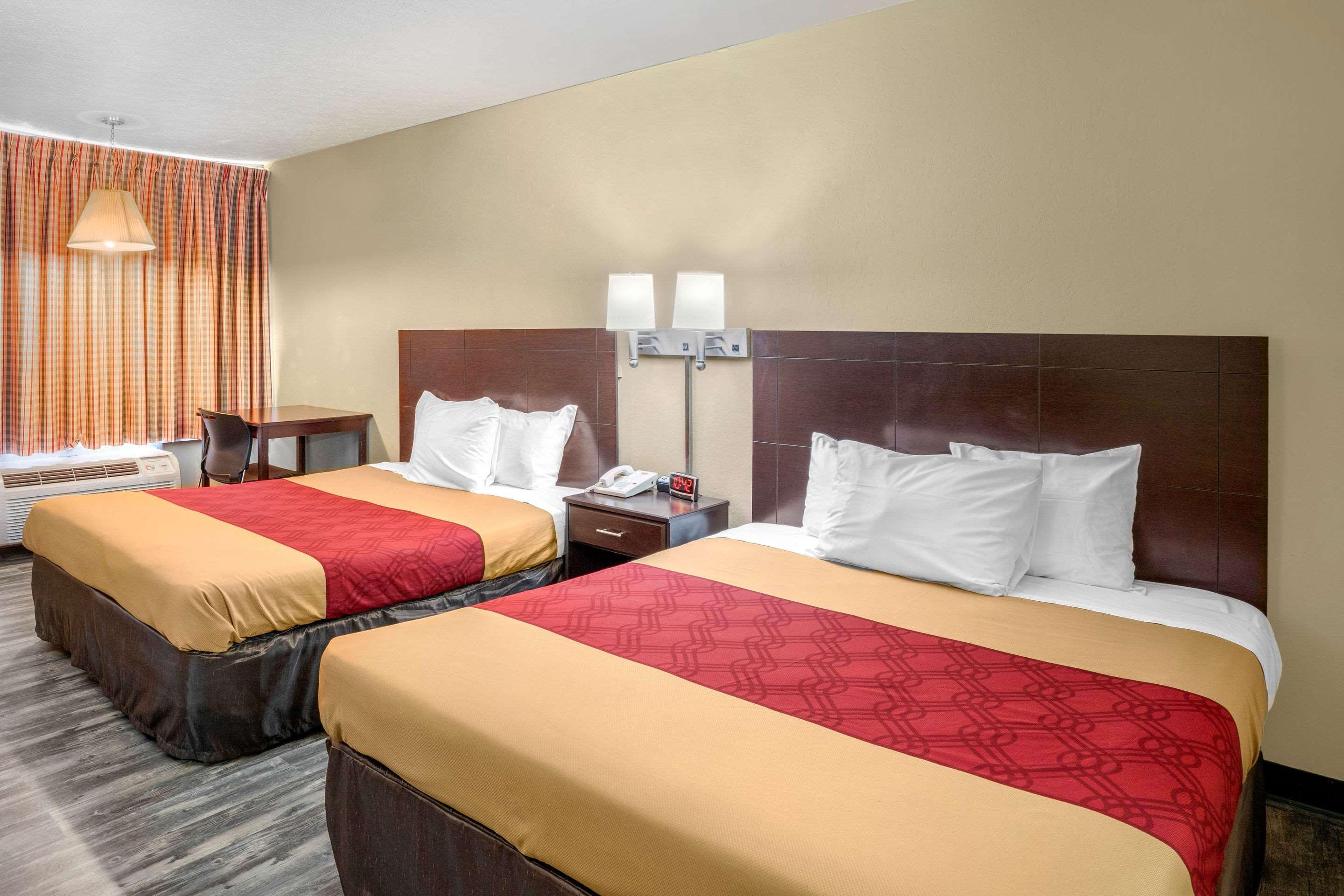 Econo Lodge Near Missouri University Of Science And Technology Ролла Екстер'єр фото