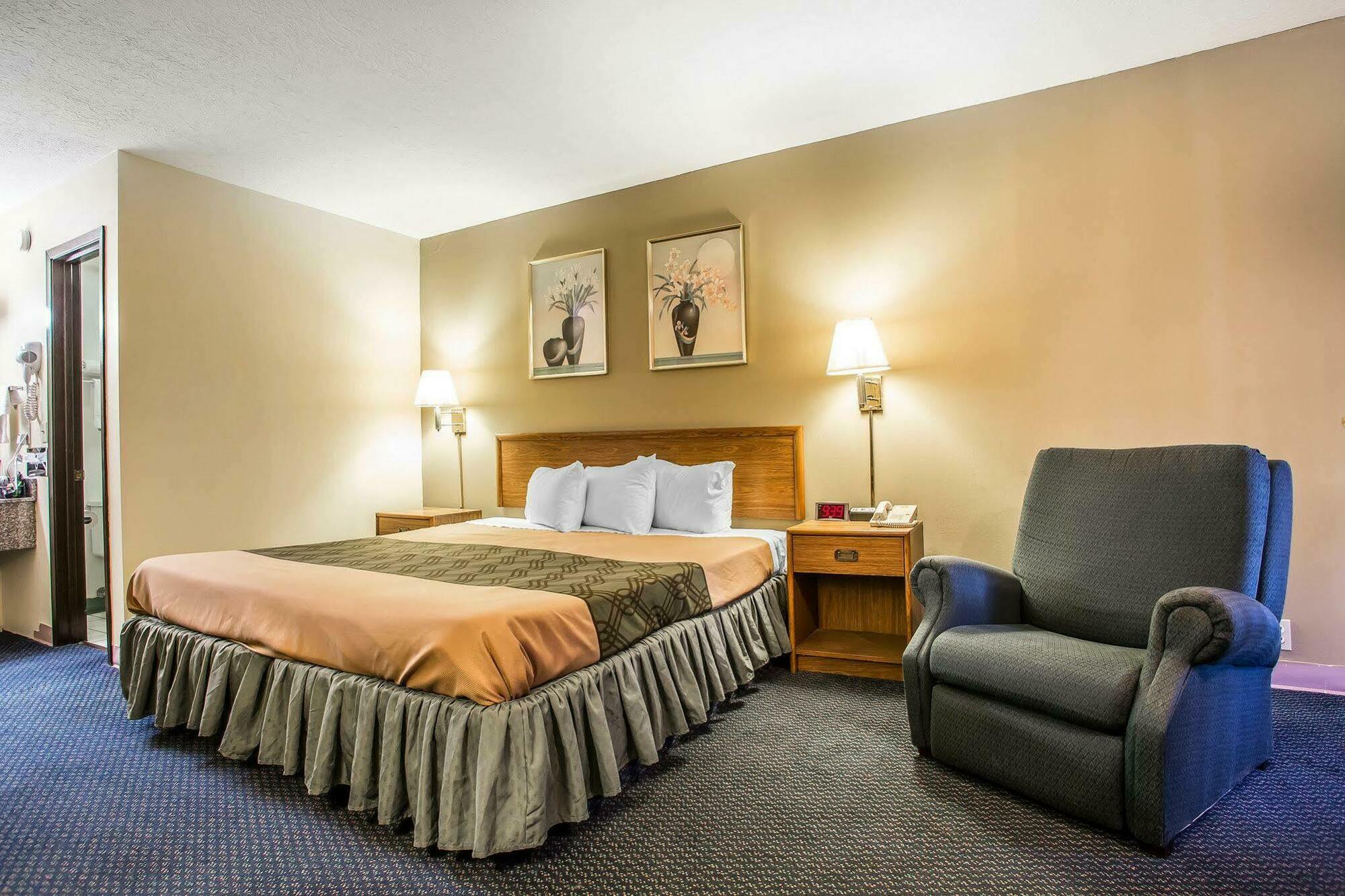 Econo Lodge Near Missouri University Of Science And Technology Ролла Екстер'єр фото